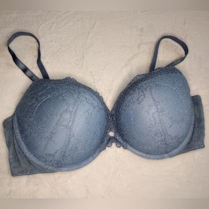 VS 'Very Sexy' Pushup Bra
